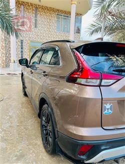 ميتسوبيشي إكليبس كروس